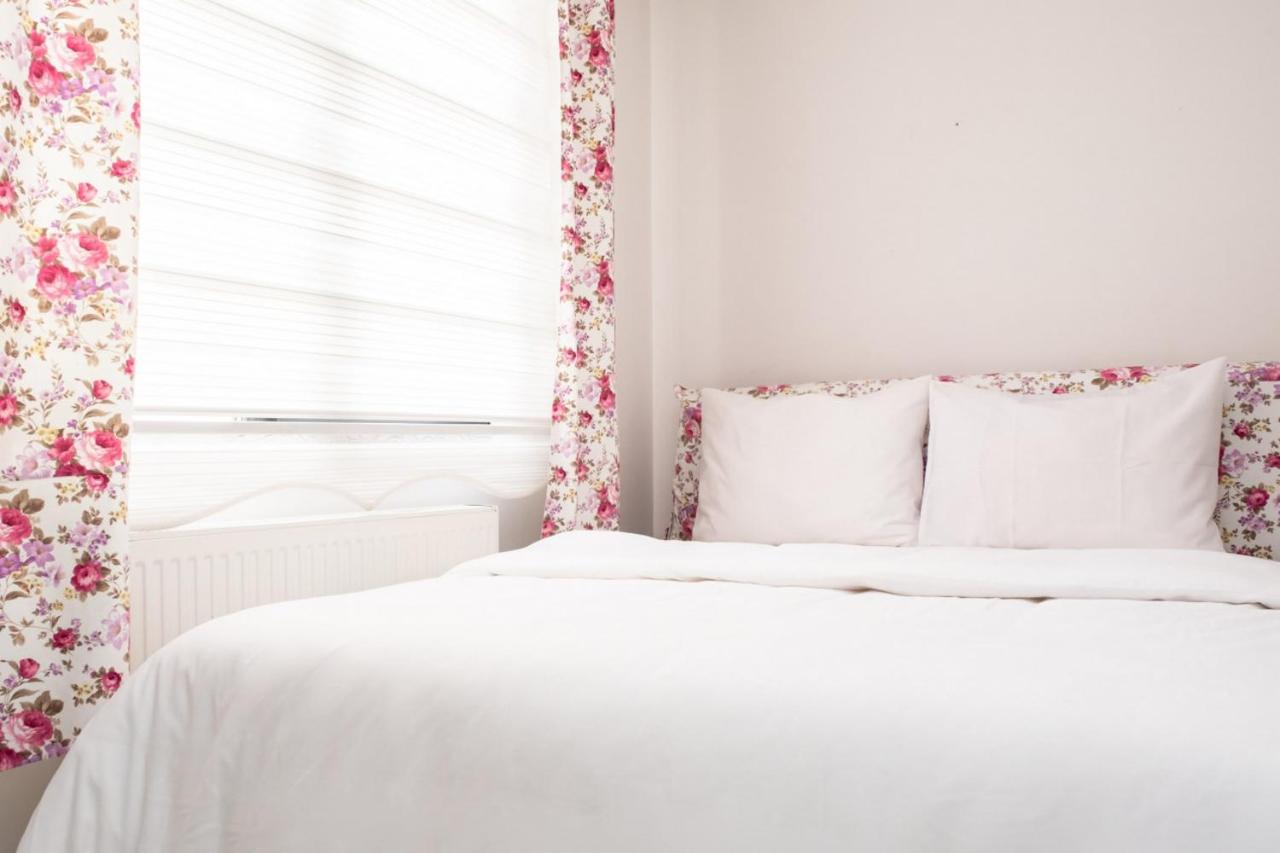 Flat Near Trendy Attractions In Kadikoy Appartamento *